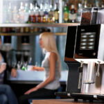 Melitta Cafina XT6 Kaffeevollautomat an der Bar